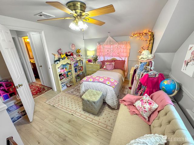 11-14 3rd Street, Fair Lawn, NJ 07410