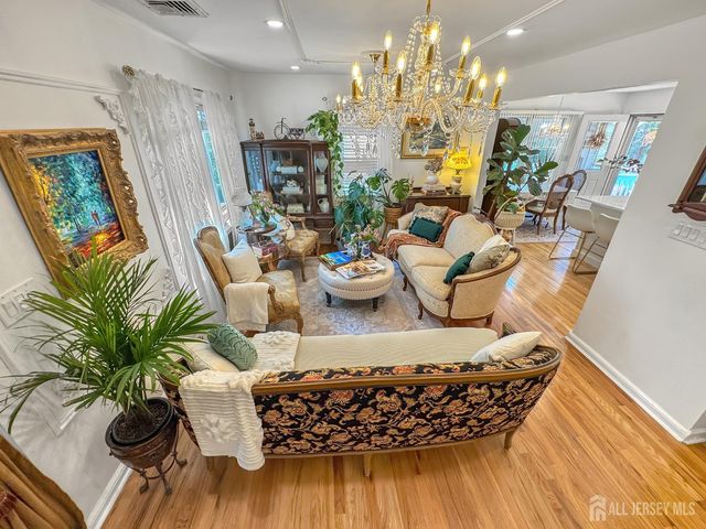 11-14 3rd Street, Fair Lawn, NJ 07410