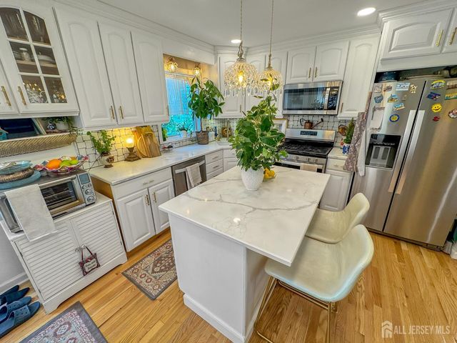 11-14 3rd Street, Fair Lawn, NJ 07410