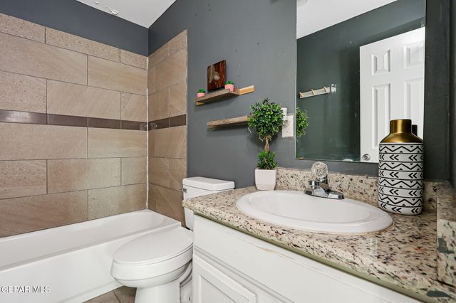 4956 RUTHERFORD Drive, El Paso, TX 79924