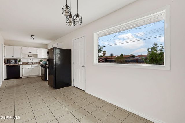 4956 RUTHERFORD Drive, El Paso, TX 79924