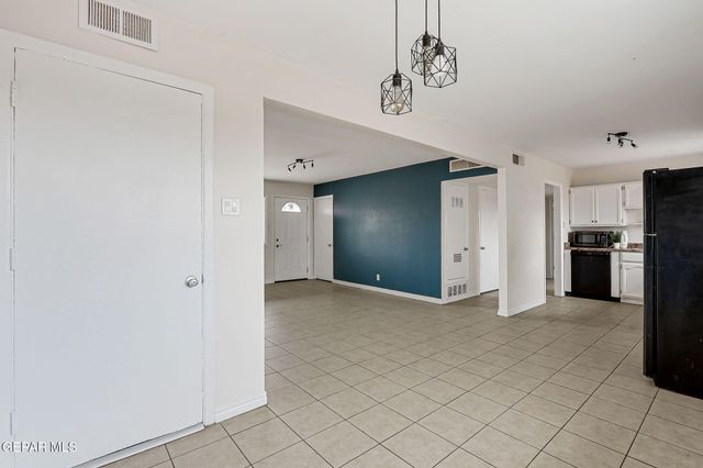 4956 RUTHERFORD Drive, El Paso, TX 79924