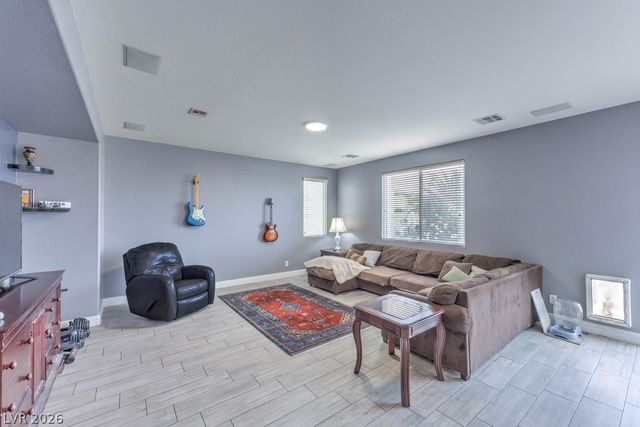 6432 Setting Moon Street, North Las Vegas, NV 89084