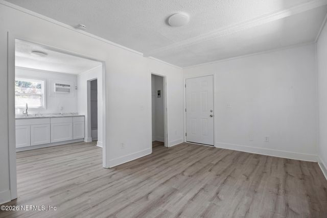 6141 OLD MIDDLEBURG Road S, Jacksonville, FL 32222