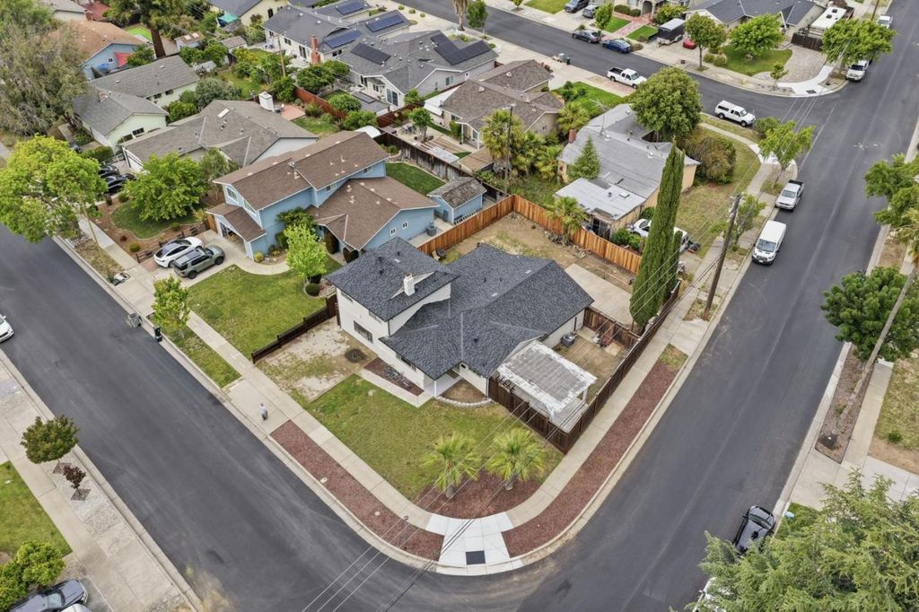 4940 Mary Jane Way, San Jose, CA 95124