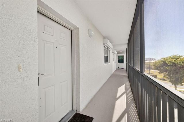 4401 Bay Beach LN 833, Fort Myers Beach, FL 33931