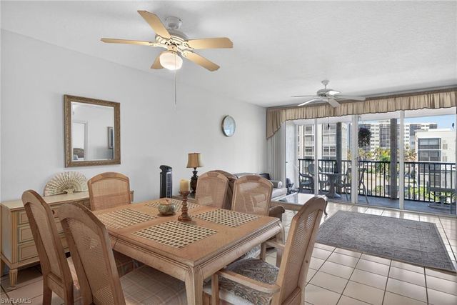 4401 Bay Beach LN 833, Fort Myers Beach, FL 33931