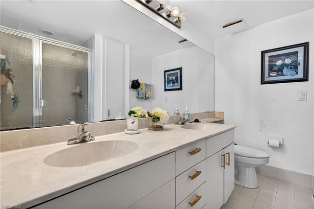 4401 Bay Beach LN 833, Fort Myers Beach, FL 33931