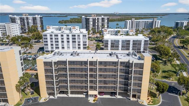 4401 Bay Beach LN 833, Fort Myers Beach, FL 33931