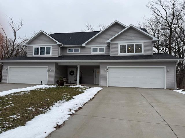 238 Russell Court, Jefferson, WI 53549