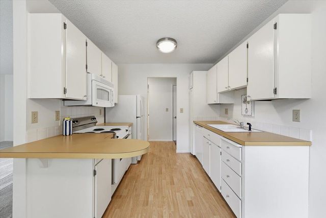 310 N Raymond Rd, Spokane Valley, WA 99206