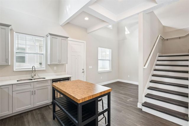 2411 AMHERST AVENUE, Orlando, FL 32804