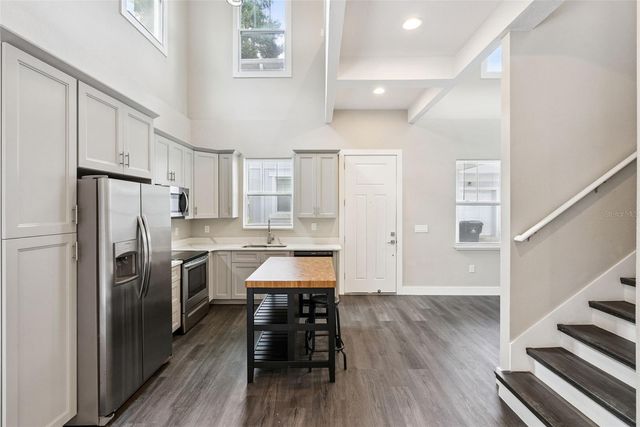 2411 AMHERST AVENUE, Orlando, FL 32804