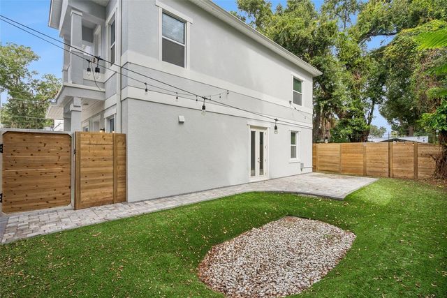 2411 AMHERST AVENUE, Orlando, FL 32804