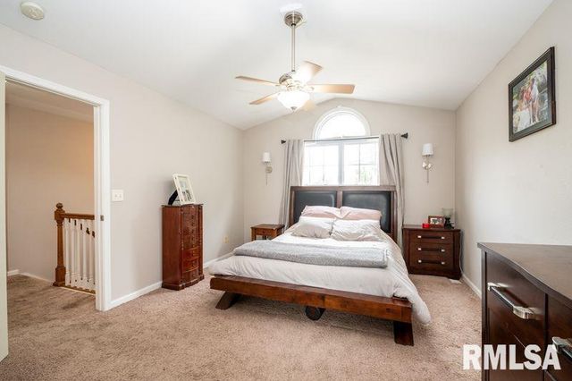 1408 W CLOVERDALE Road, Chillicothe, IL 61523