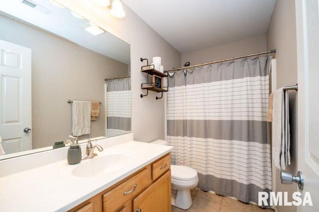 1408 W CLOVERDALE Road, Chillicothe, IL 61523
