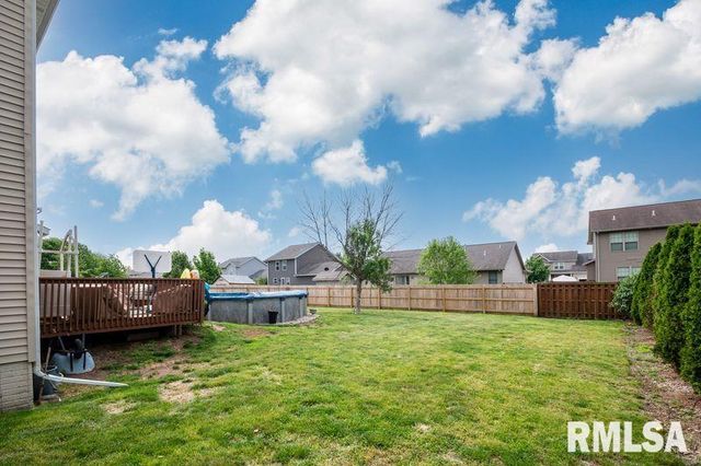 1408 W CLOVERDALE Road, Chillicothe, IL 61523