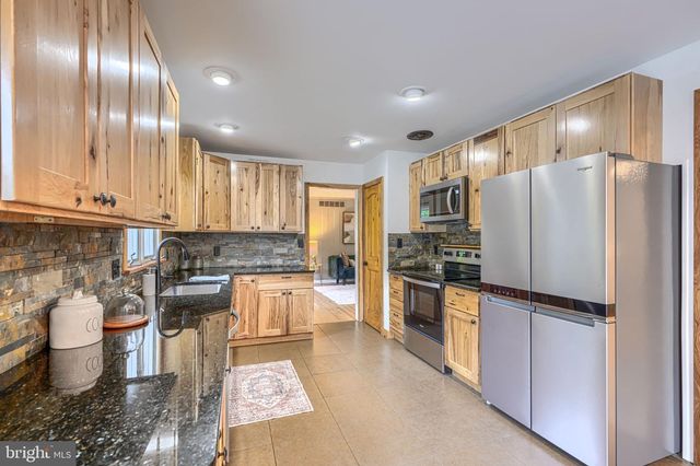 8 MANOR BROOK RD, Monkton, MD 21111