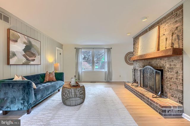 8 MANOR BROOK RD, Monkton, MD 21111