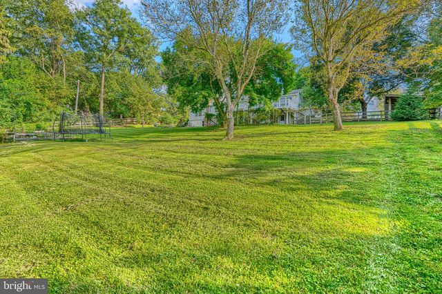 8 MANOR BROOK RD, Monkton, MD 21111