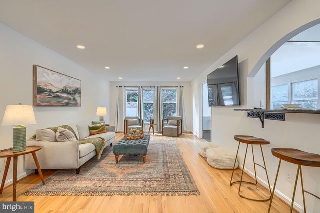 8 MANOR BROOK RD, Monkton, MD 21111