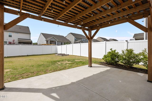 521 Glenwyck Court, Fuquay Varina, NC 27526