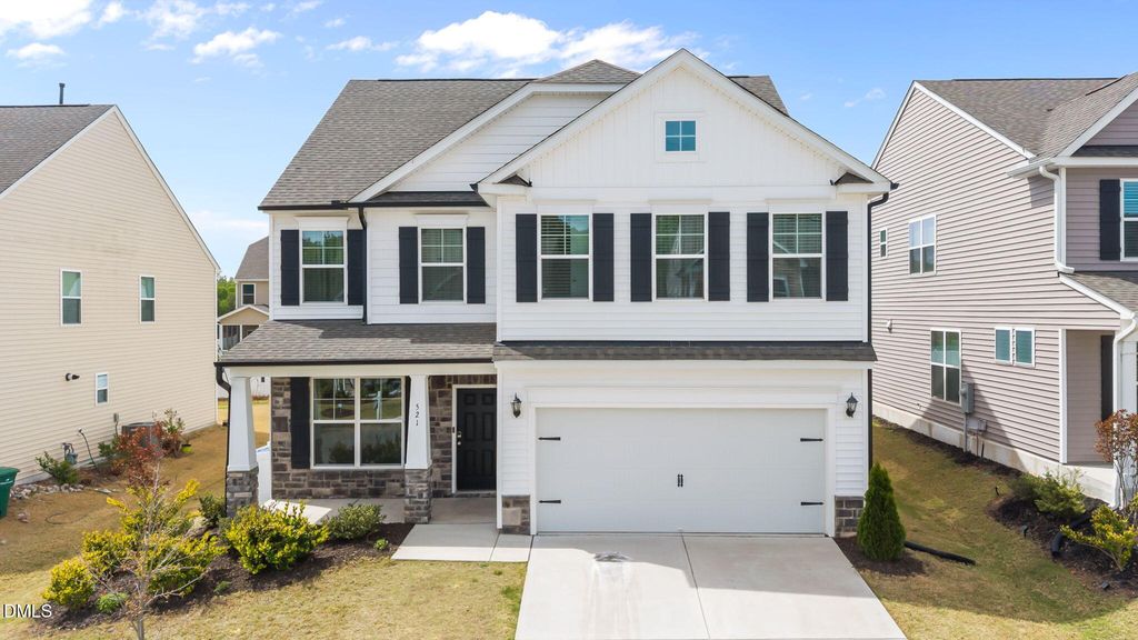 521 Glenwyck Court, Fuquay Varina, NC 27526