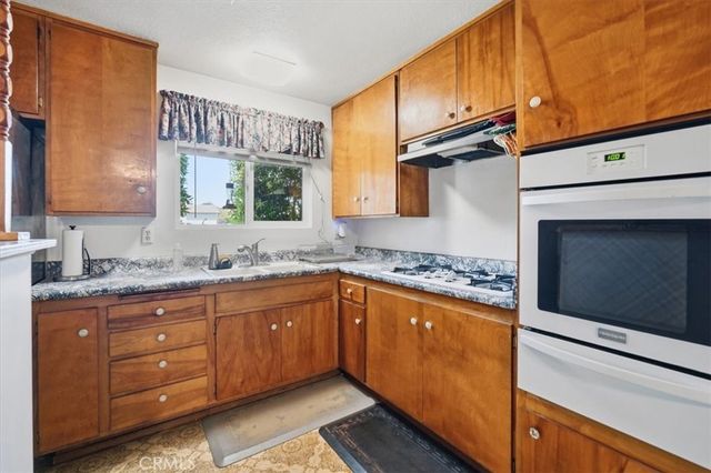 8511 Avalon Court, Rancho Cucamonga, CA 91701