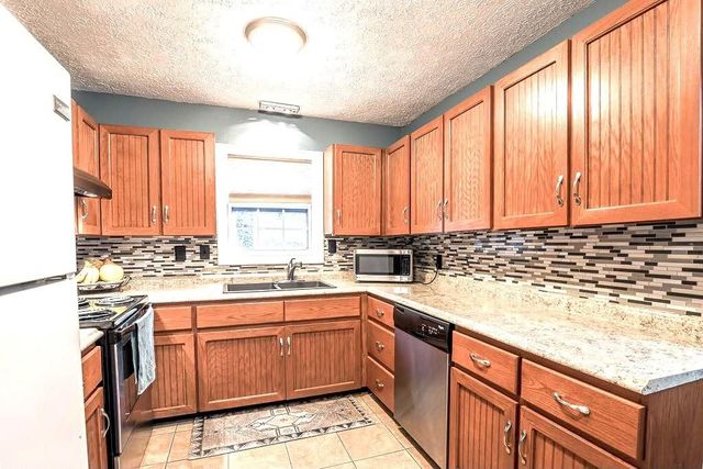 1254 Woodleigh Road SW, Marietta, GA 30008