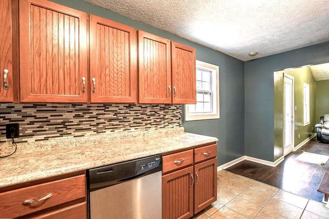 1254 Woodleigh Road SW, Marietta, GA 30008