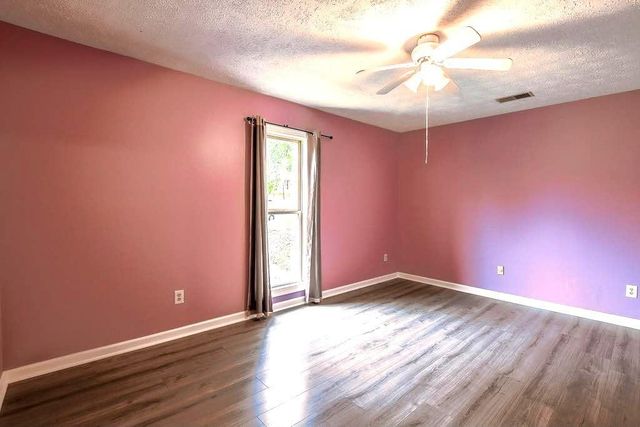 1254 Woodleigh Road SW, Marietta, GA 30008