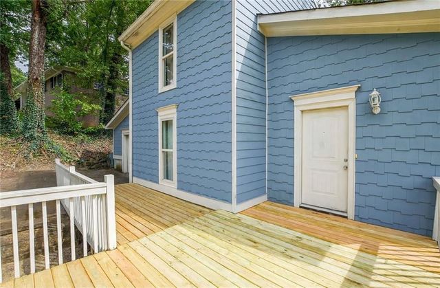 1254 Woodleigh Road SW, Marietta, GA 30008