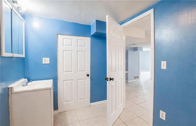 1254 Woodleigh Road SW, Marietta, GA 30008