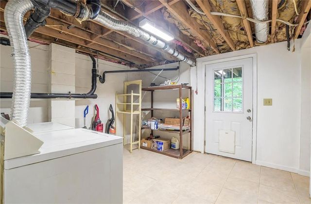 1254 Woodleigh Road SW, Marietta, GA 30008