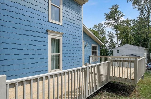 1254 Woodleigh Road SW, Marietta, GA 30008