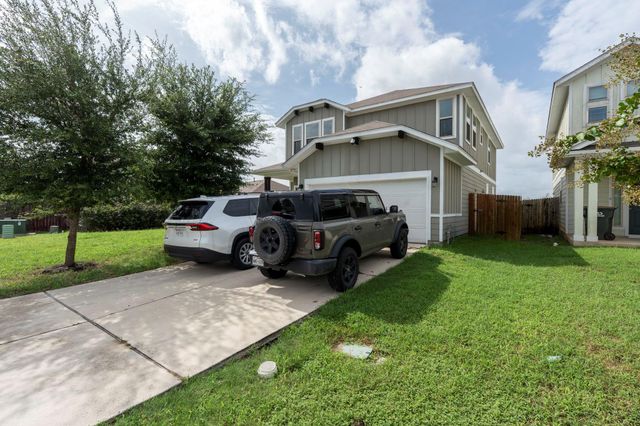 424 Wapiti RD, Buda, TX 78610