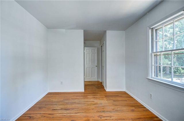 398 Deputy Ln Unit F, Newport News, VA 23608