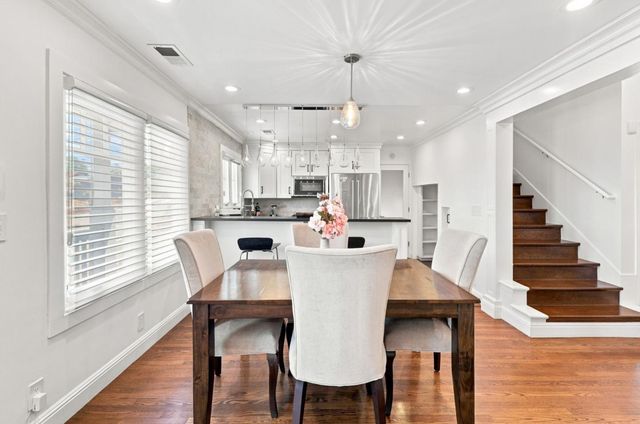 740 Alameda De Las Pulgas, Redwood City, CA 94061