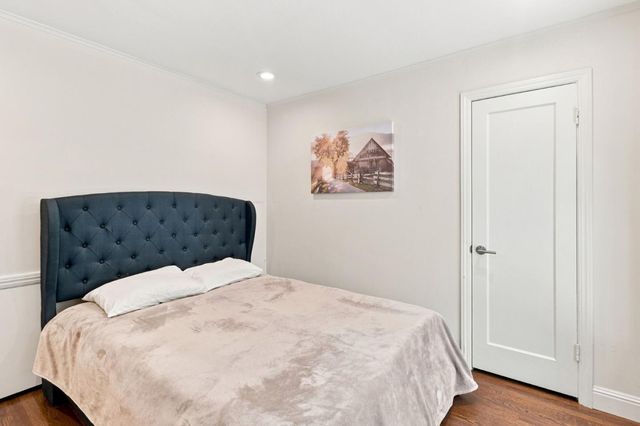 740 Alameda De Las Pulgas, Redwood City, CA 94061