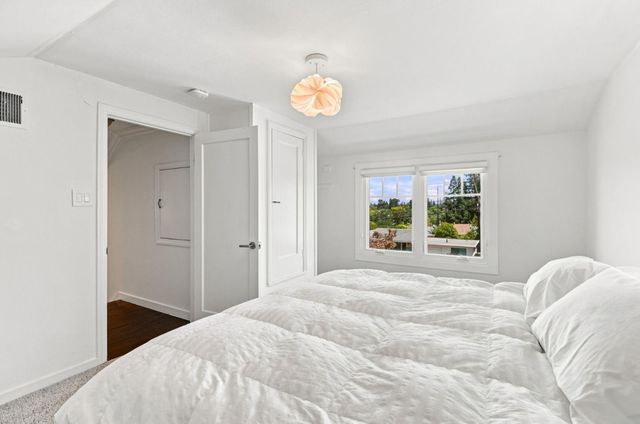 740 Alameda De Las Pulgas, Redwood City, CA 94061
