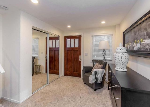 740 Alameda De Las Pulgas, Redwood City, CA 94061