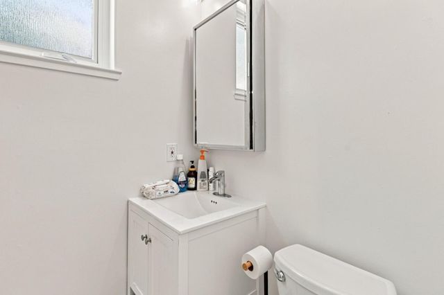 740 Alameda De Las Pulgas, Redwood City, CA 94061