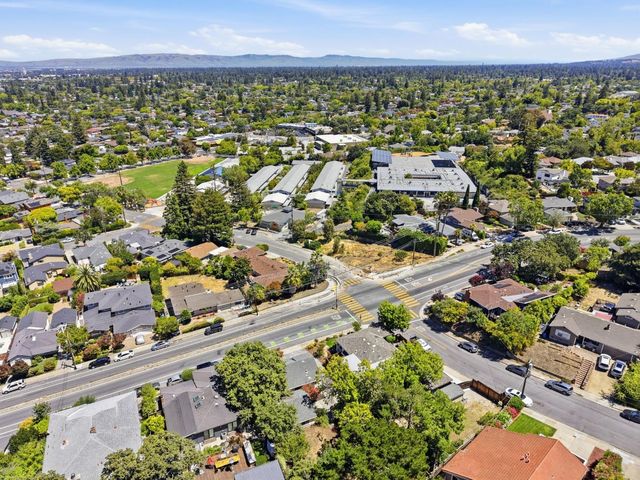 740 Alameda De Las Pulgas, Redwood City, CA 94061