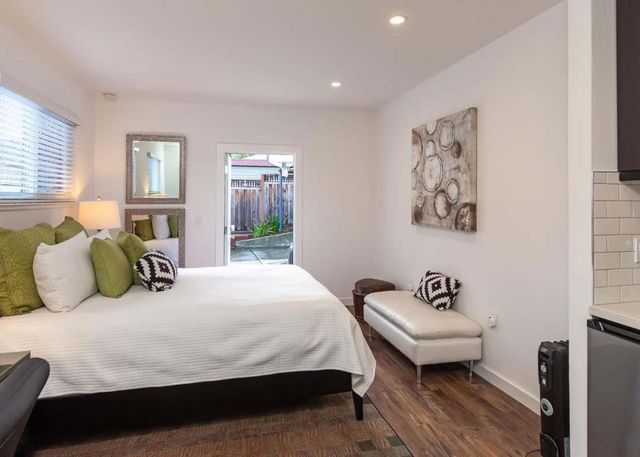 740 Alameda De Las Pulgas, Redwood City, CA 94061