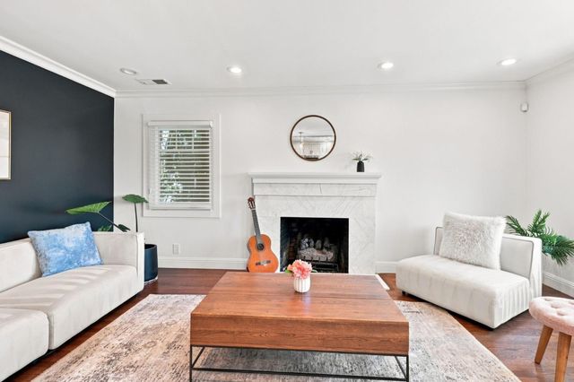 740 Alameda De Las Pulgas, Redwood City, CA 94061