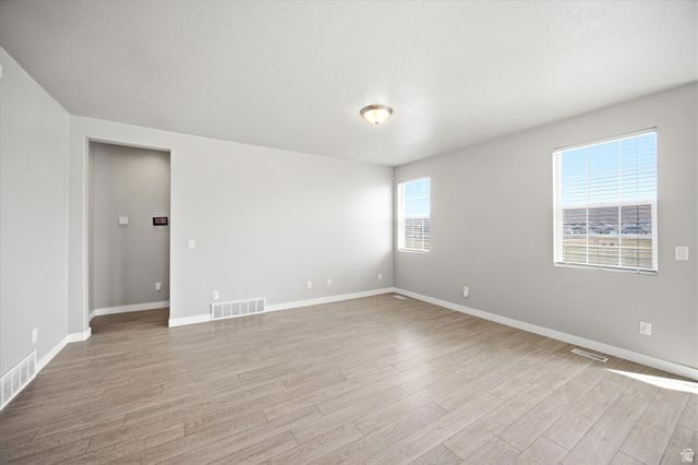 6158 N BOULTER PEAK LN, Eagle Mountain, UT 84005