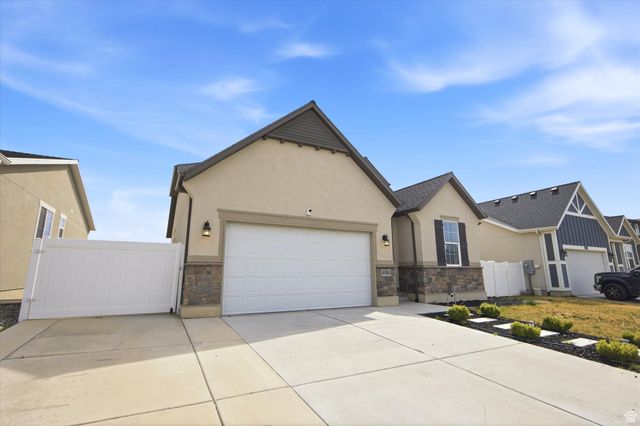 6158 N BOULTER PEAK LN, Eagle Mountain, UT 84005