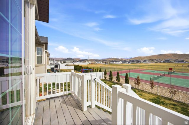 6158 N BOULTER PEAK LN, Eagle Mountain, UT 84005