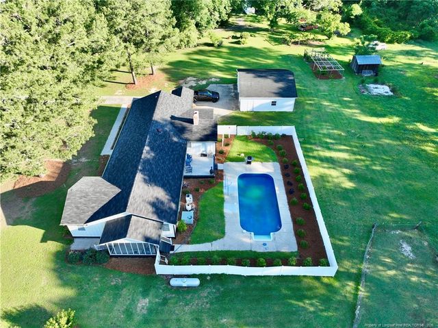 427 Pine Log Road, Lumberton, NC 28360