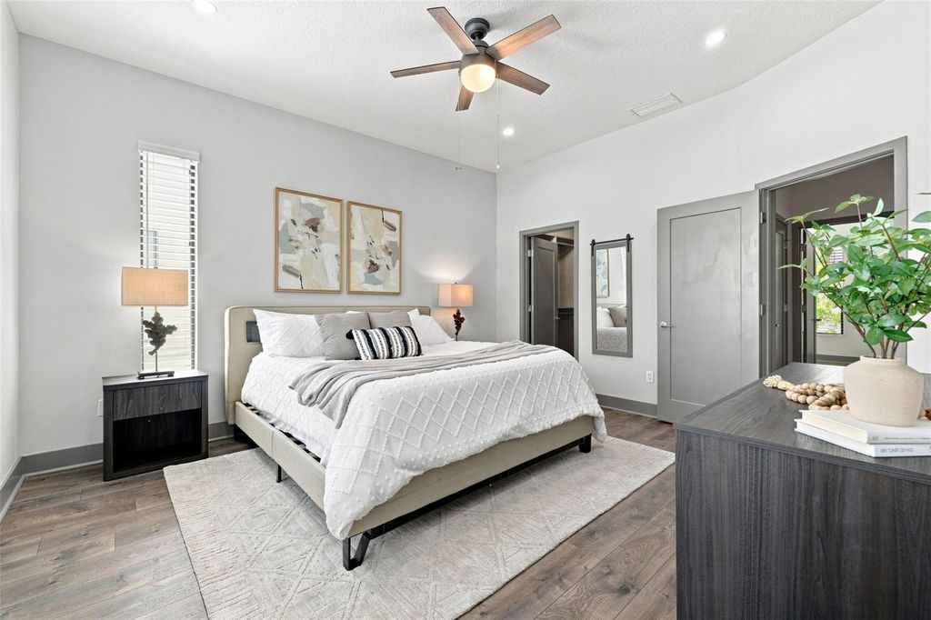 Image 30 of property listing at 4810 W MCELROY AVENUE 3, Tampa, FL 33611